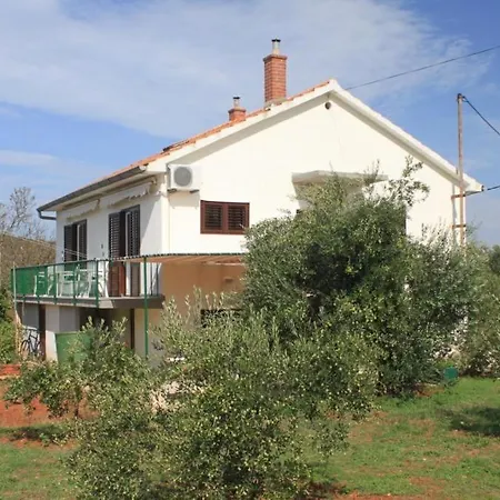 Appartement With A Parking Space Guduce, - 8492 *