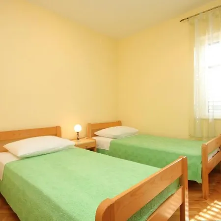 Appartement With A Parking Space Guduce, - 8492 *